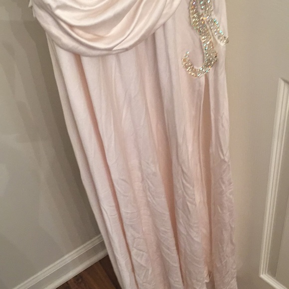 Pageant gown - Picture 3 of 7
